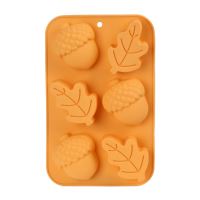 TORO Forma na pečenie muffiny 6 ks 26,5 x 17 x v.3 cm, JESEŇ žalude a listy, silikón